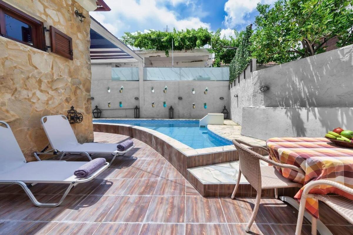 Villa Despina - Your Cretan Boutique Home Angouselianá Exterior foto